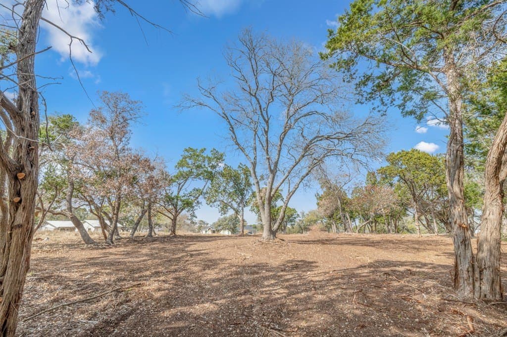 1 acres in Kerr County - photo 8