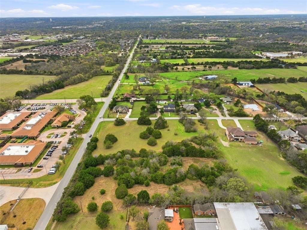 0.92 acres in Dallas County featured view