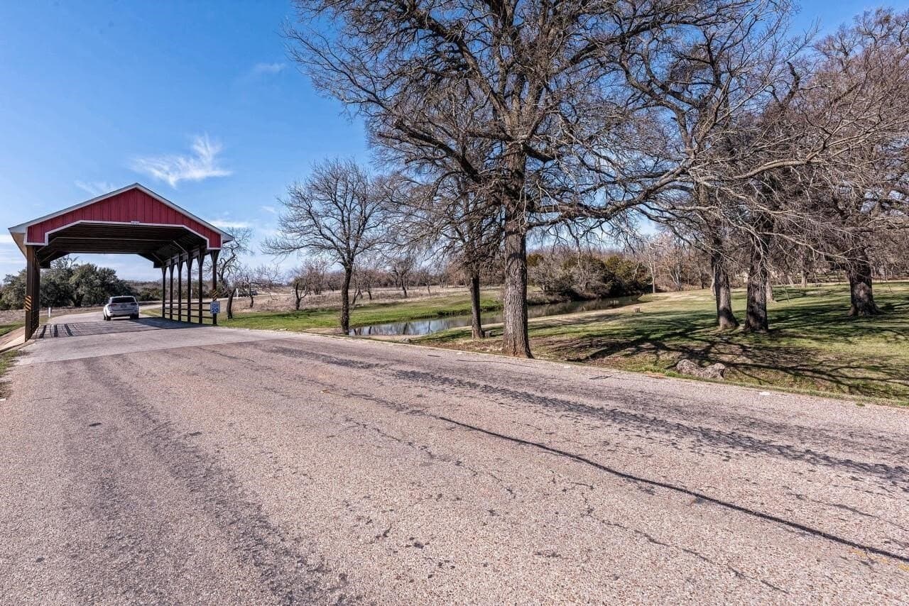 0.21 acres in Hill County - photo 9