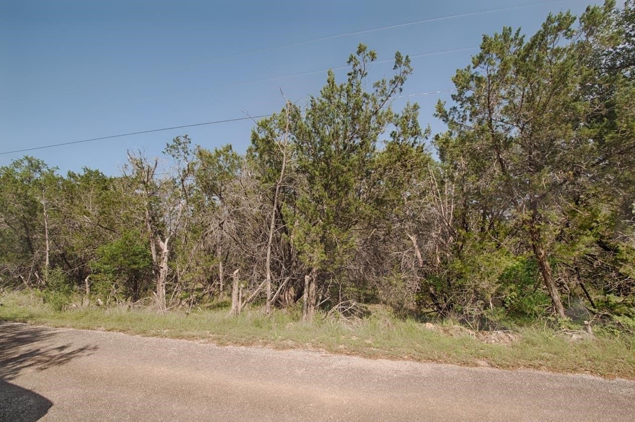 0.43 acres in Burnet County gallery image 3
