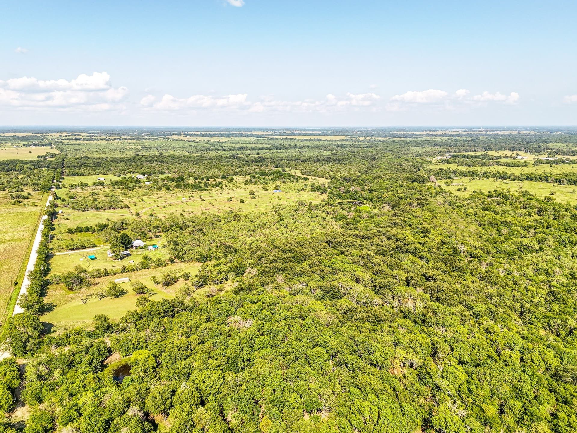 21.47 acres in Navarro County - photo 4