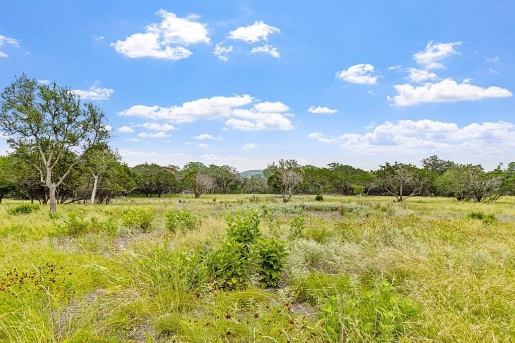 5.11 acres in Kerr County featured view