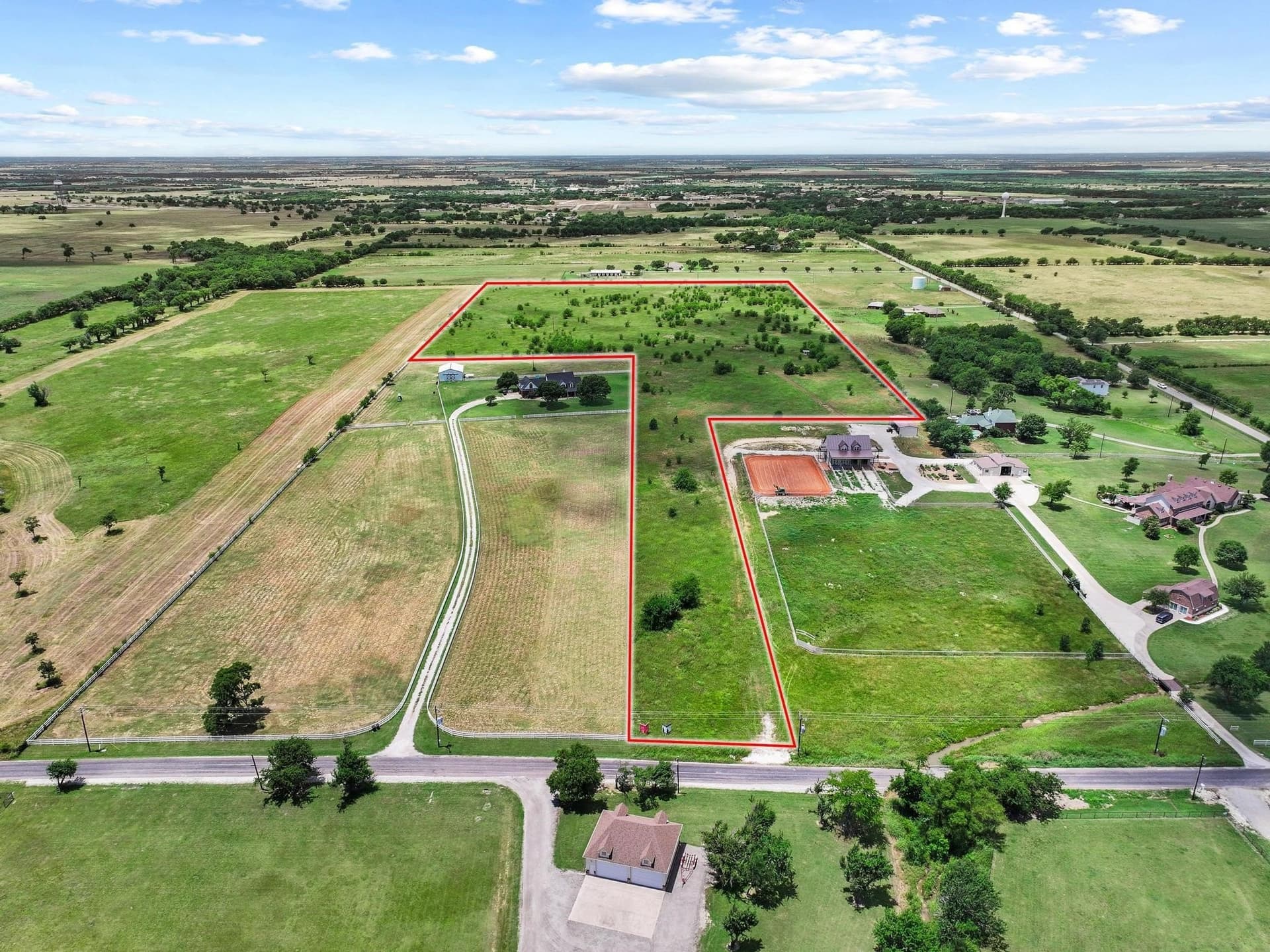 21.93 acres in Grayson County featured view