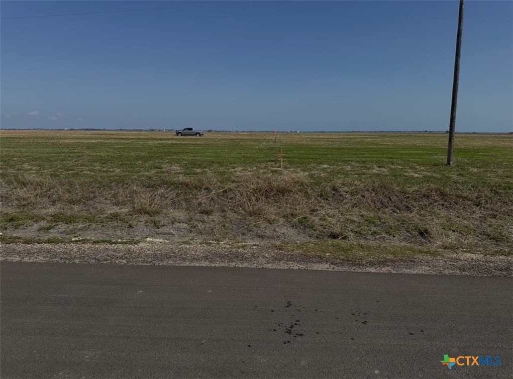 1.55 acres in Calhoun County gallery image 3