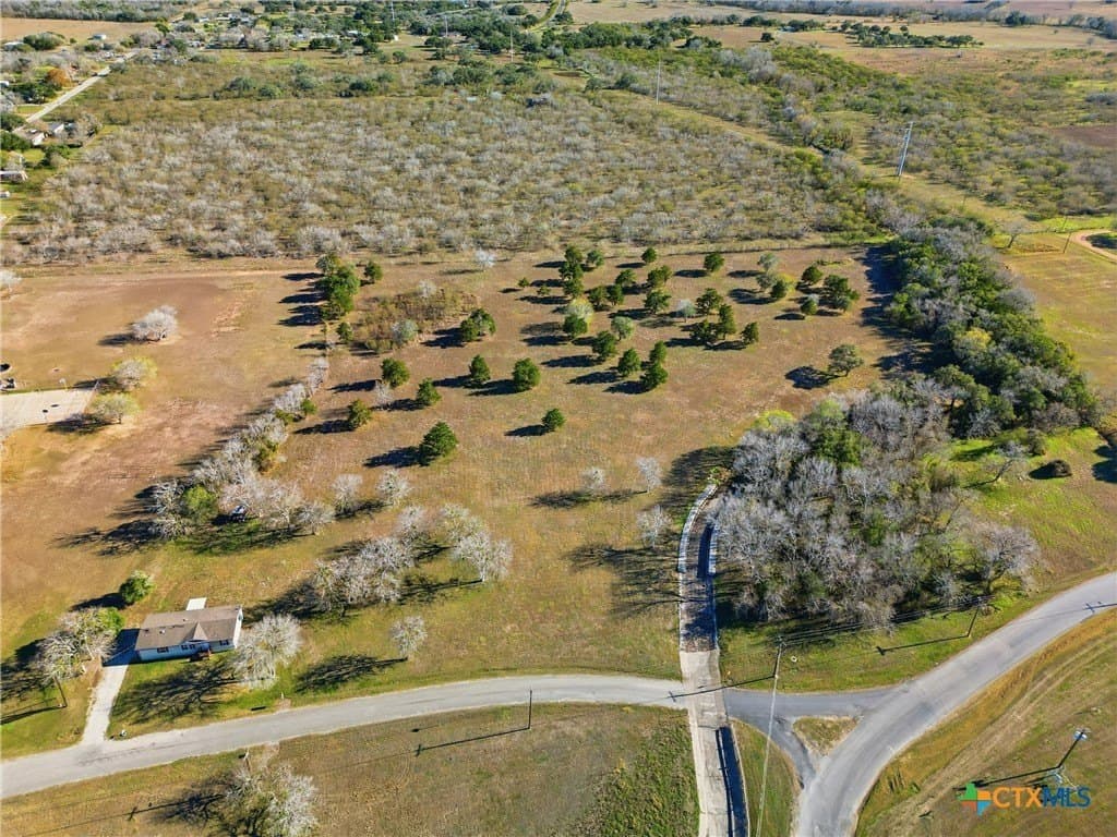 13.39 acres in DeWitt County - photo 7