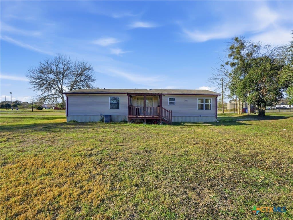 13.39 acres in DeWitt County - photo 30