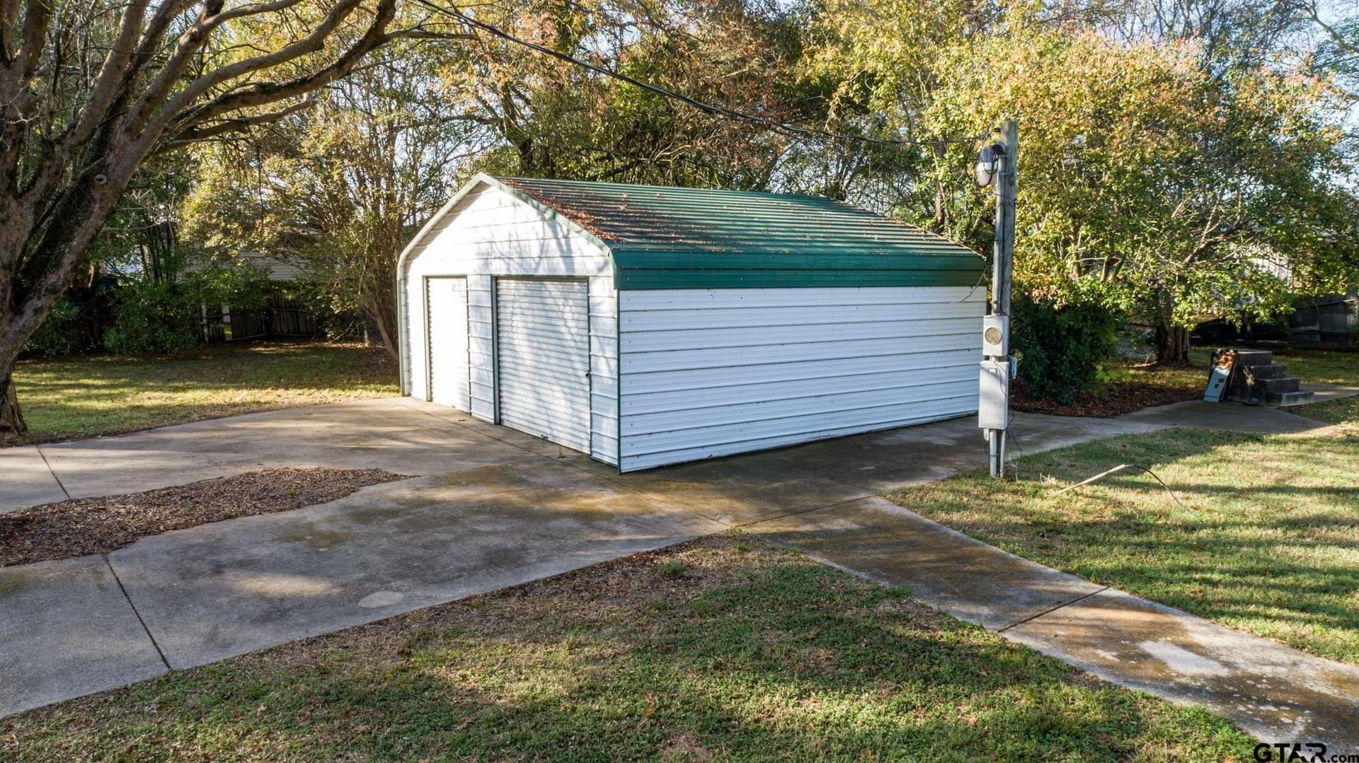 0.48 acres in Henderson County