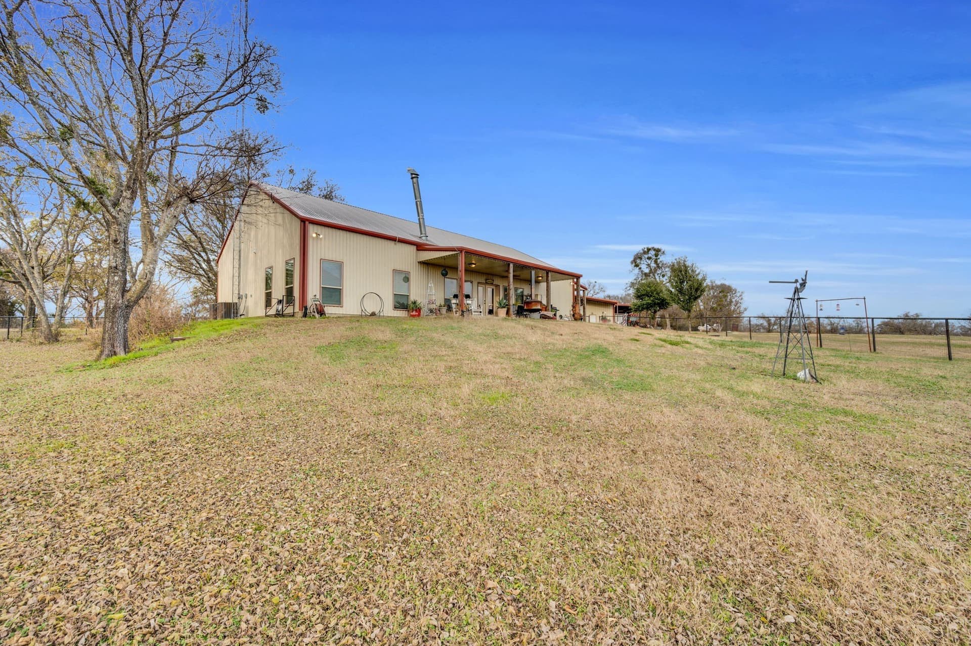 102.62 acres in Ellis County - photo 30