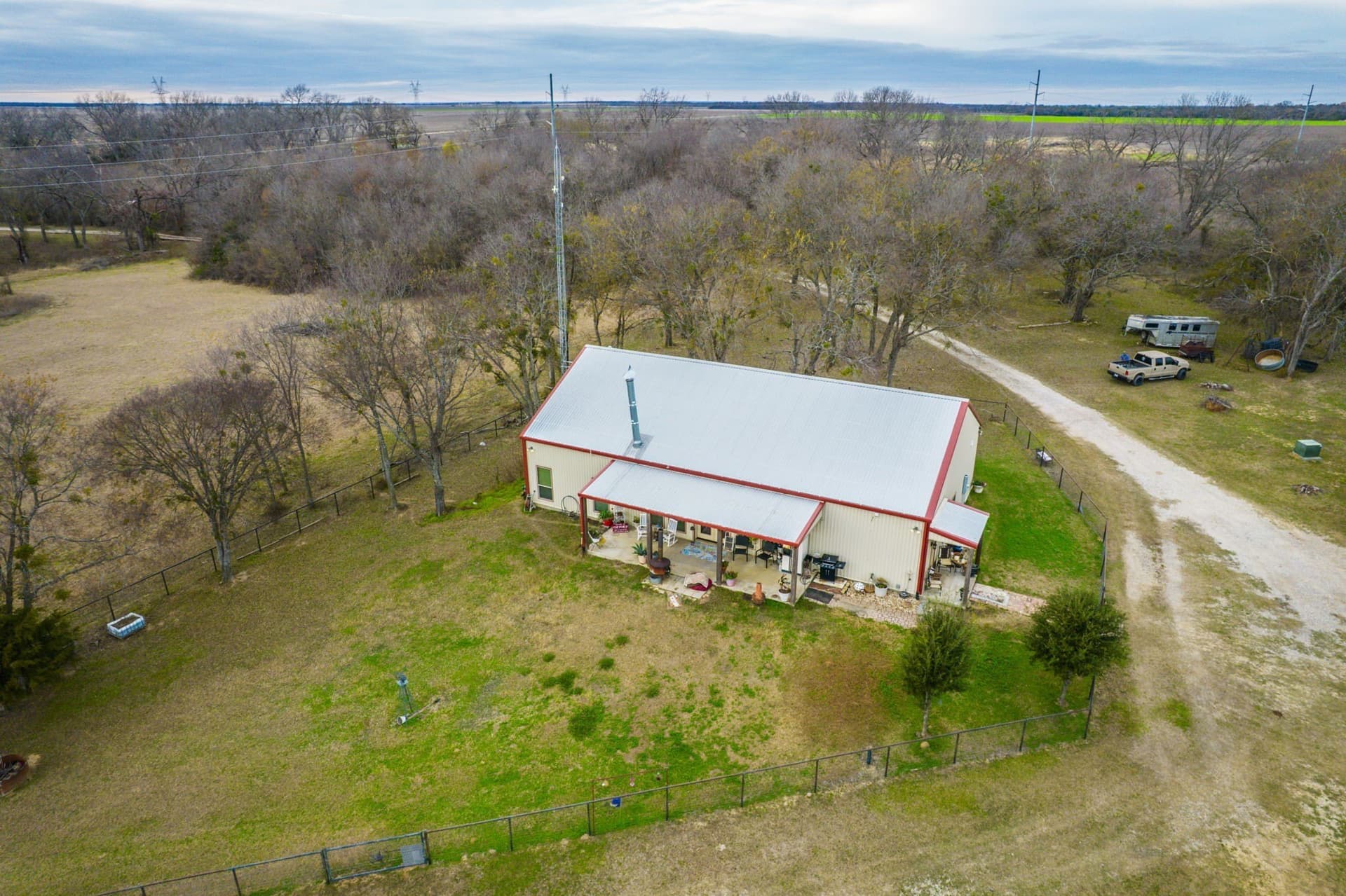 102.62 acres in Ellis County - photo 25