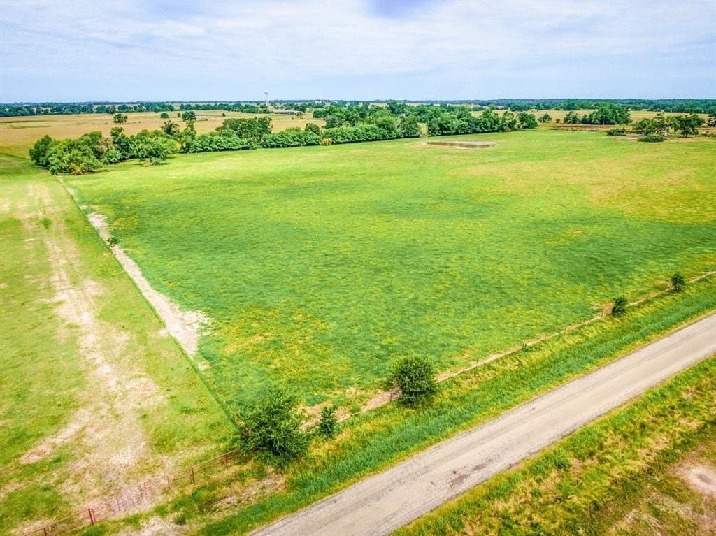 1.18 acres in Hopkins County gallery image 3