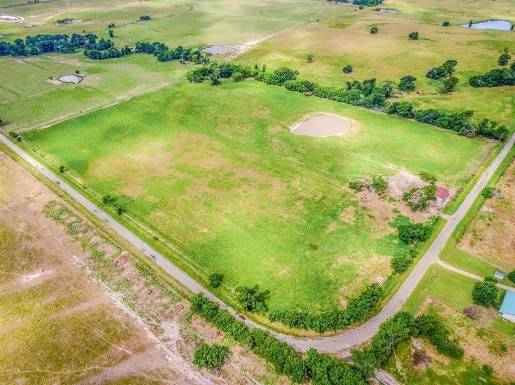 1.18 acres in Hopkins County
