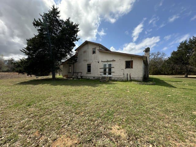 10 acres in Burleson County gallery image 3