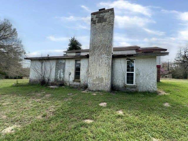10 acres in Burleson County gallery image 2
