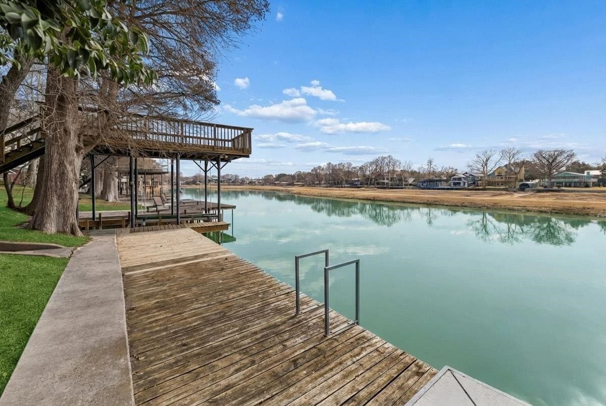 0.37 acres in Guadalupe County gallery image 4