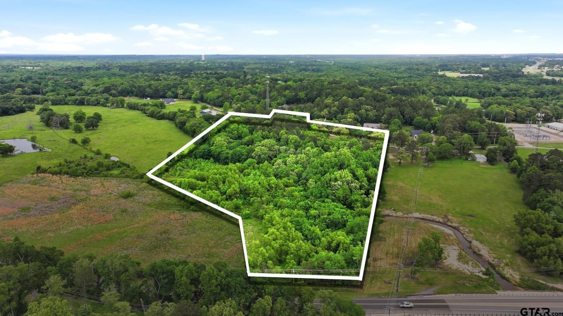13.69 acres in Smith County gallery image 3