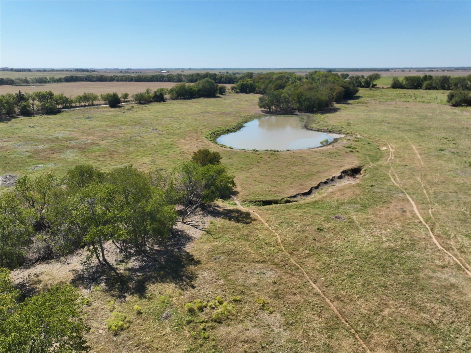 1,391.08 acres in Ellis County - photo 32