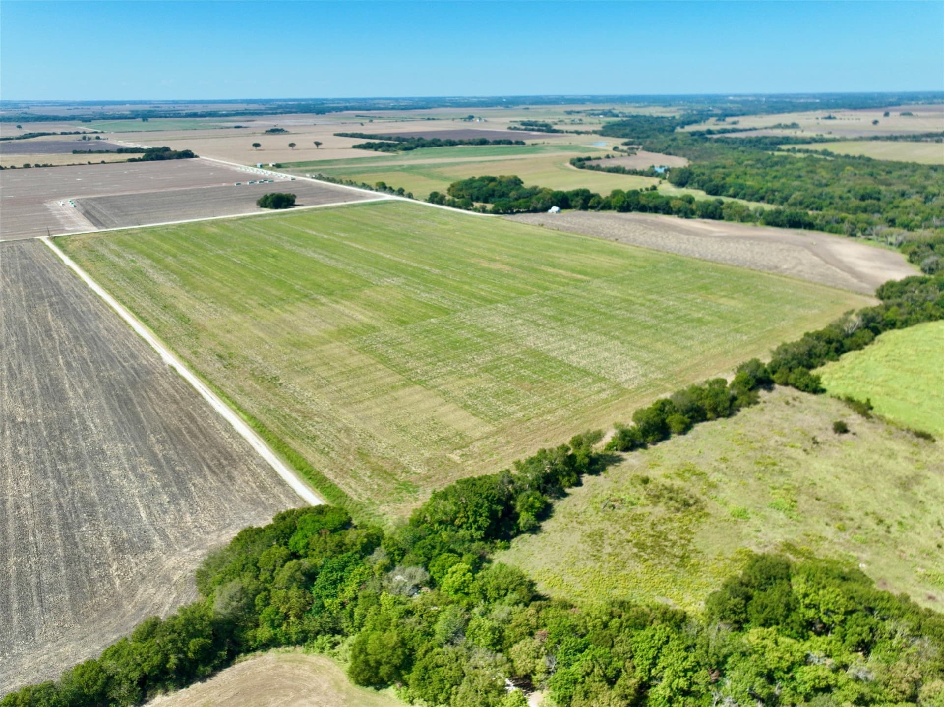 1,391.08 acres in Ellis County - photo 33