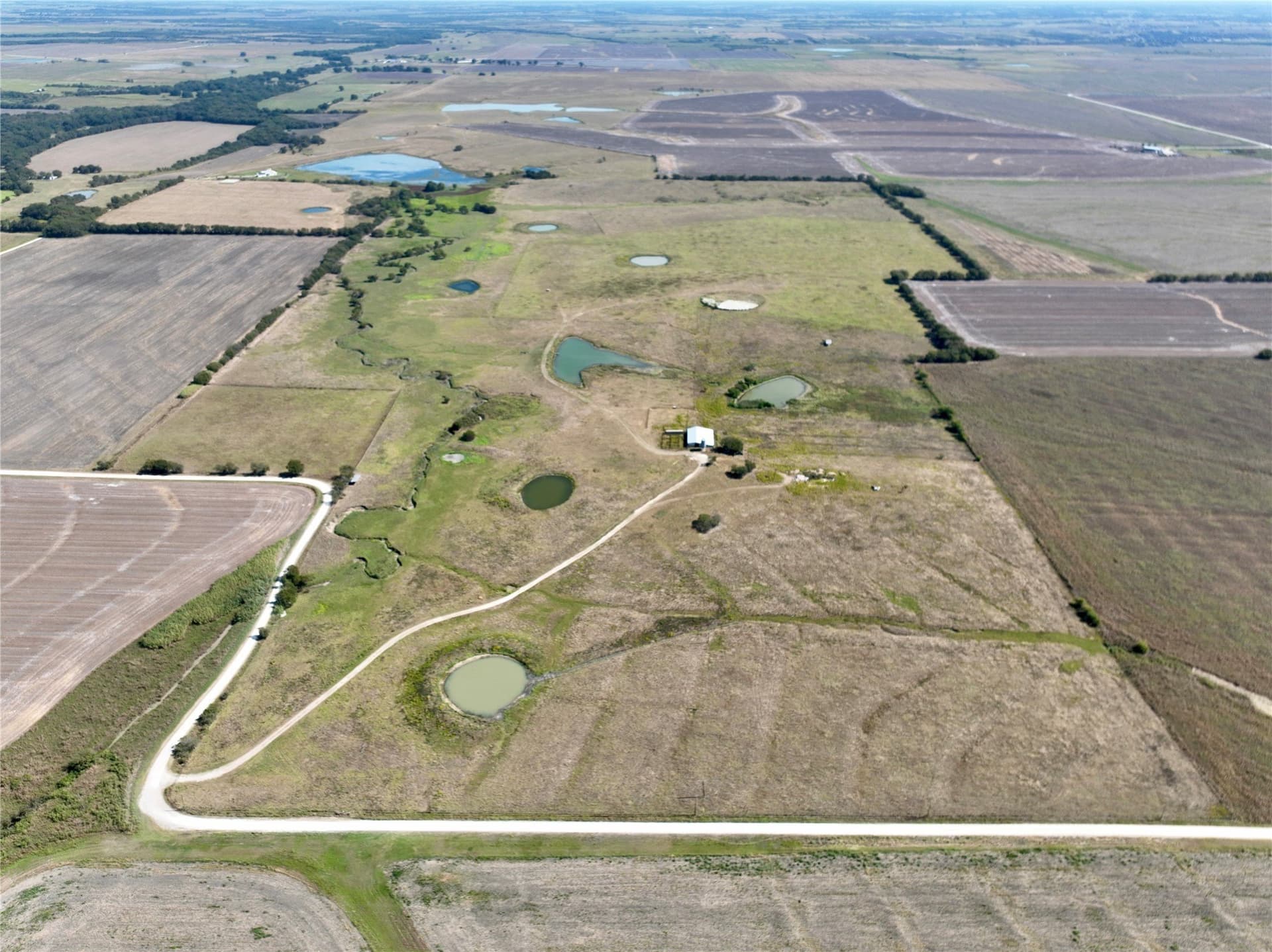 1,391.08 acres in Ellis County - photo 30