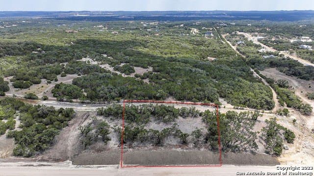 1.13 acres in Comal County gallery image 2