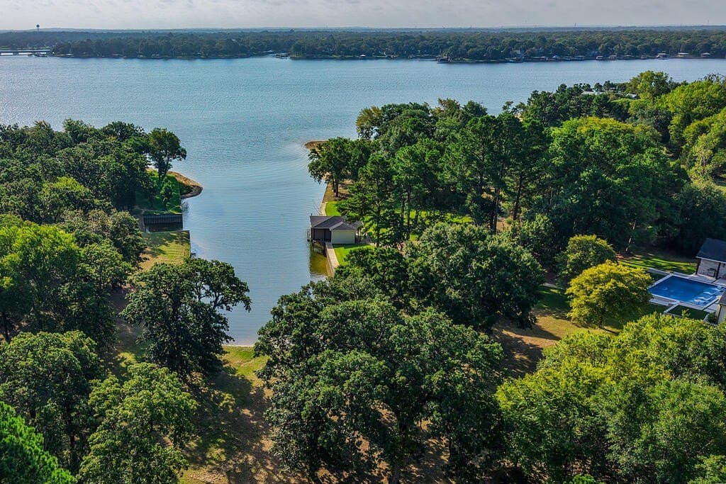 1.17 acres in Henderson County - photo 9