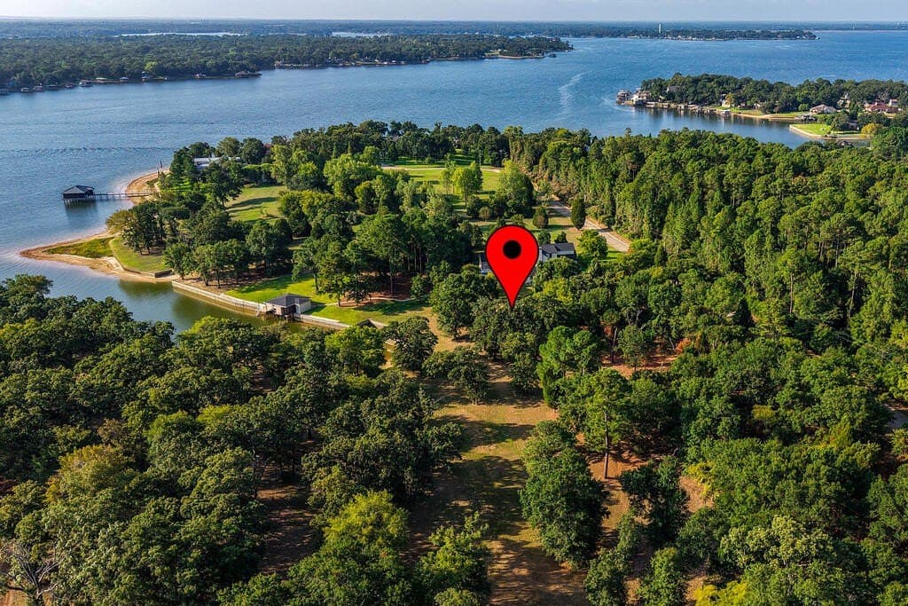 1.17 acres in Henderson County