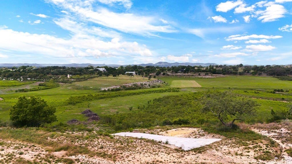 33.35 acres in Bandera County - photo 13