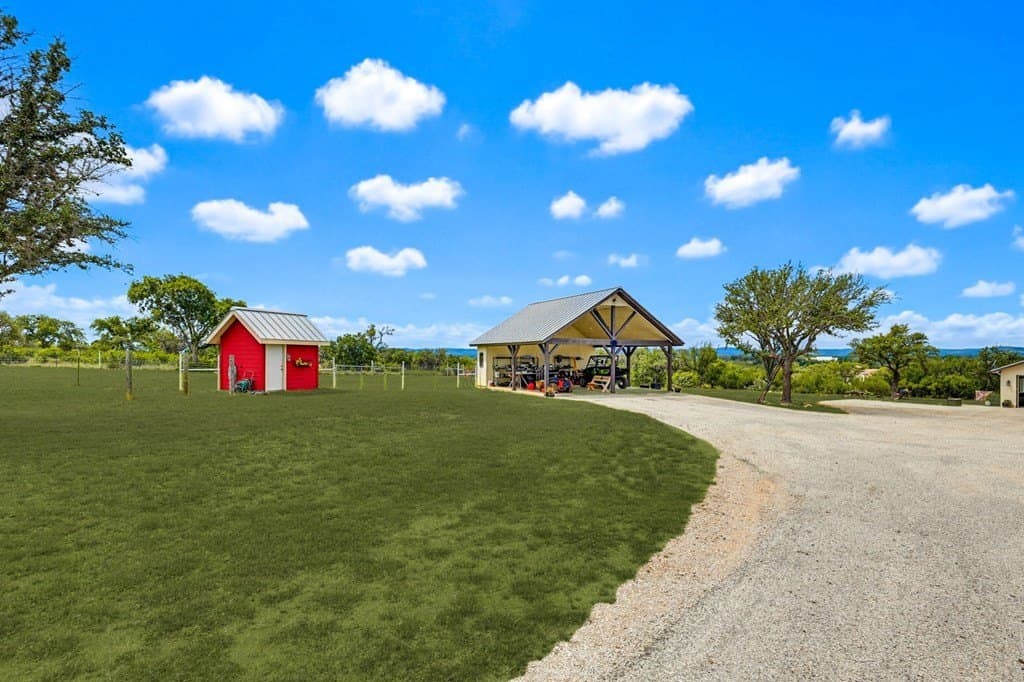 33.35 acres in Bandera County - photo 18