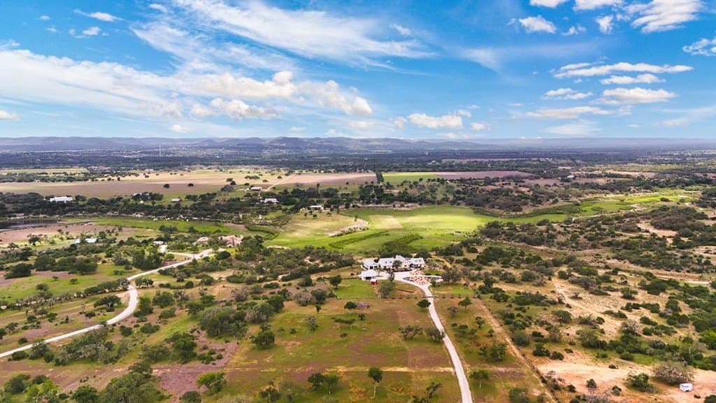 33.35 acres in Bandera County - photo 7