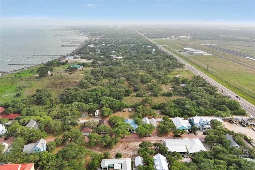 0.09 acres in Aransas County - photo 20