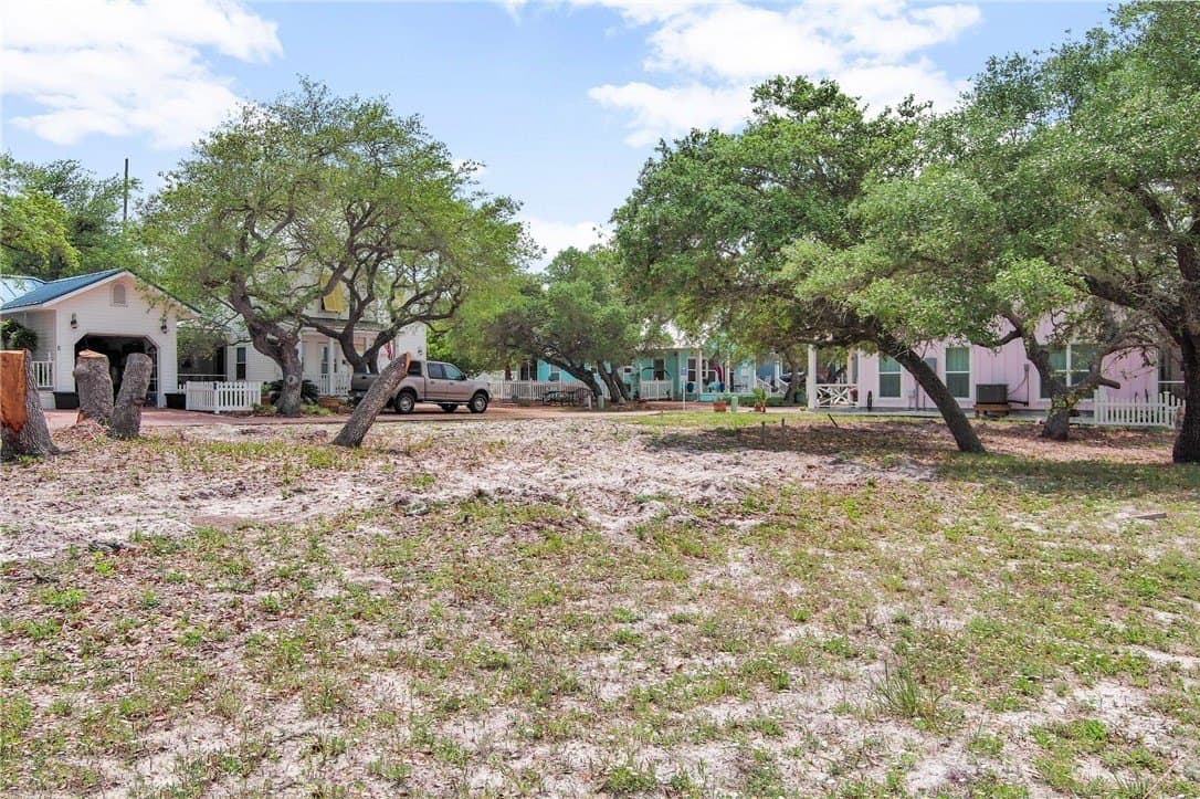 0.09 acres in Aransas County - photo 9
