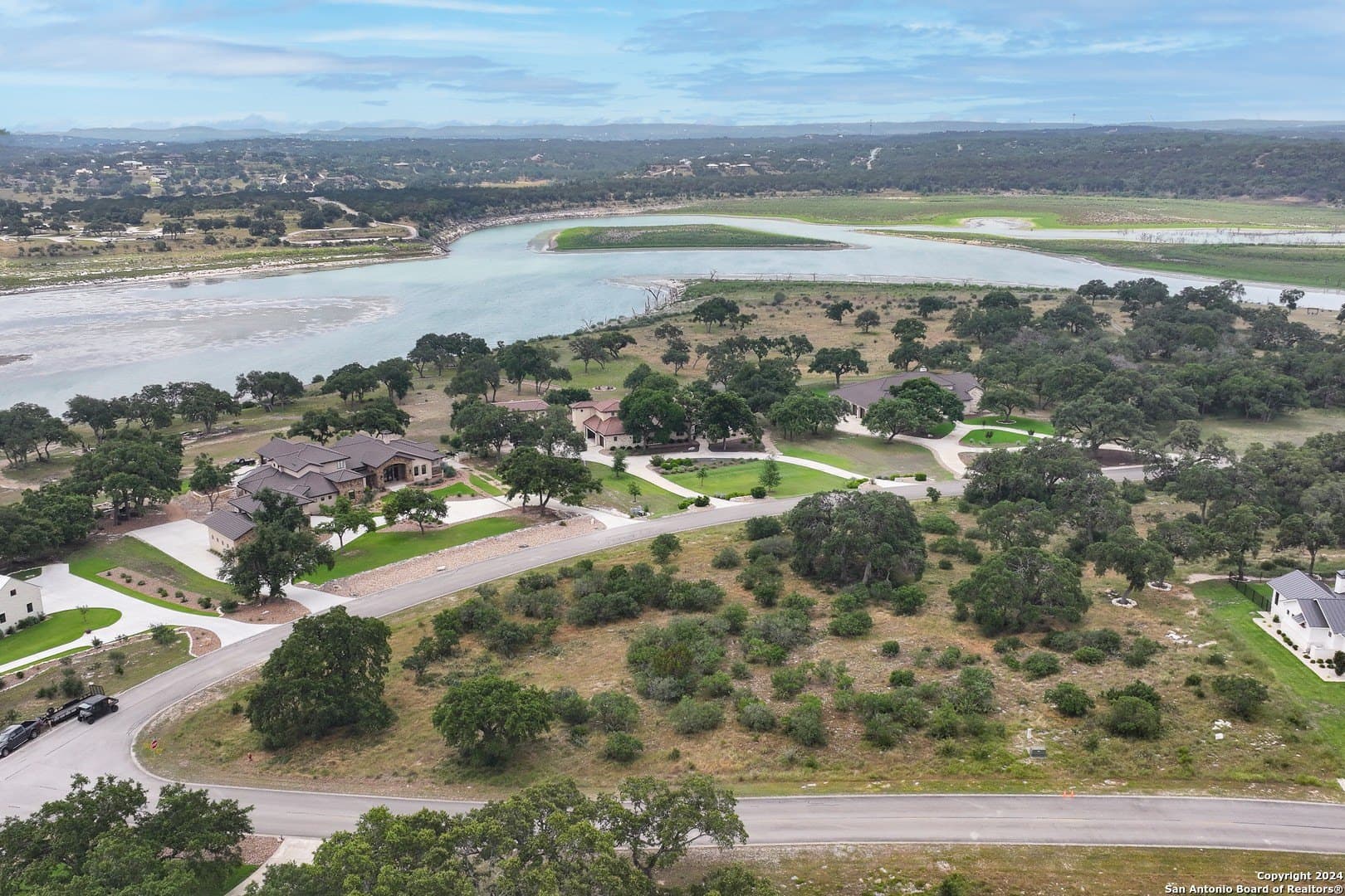 1.19 acres in Comal County gallery image 3