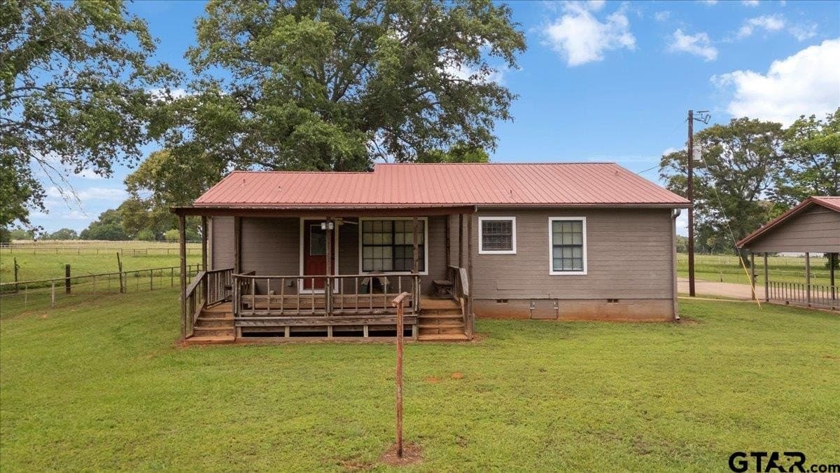 10.61 acres in Smith County featured view