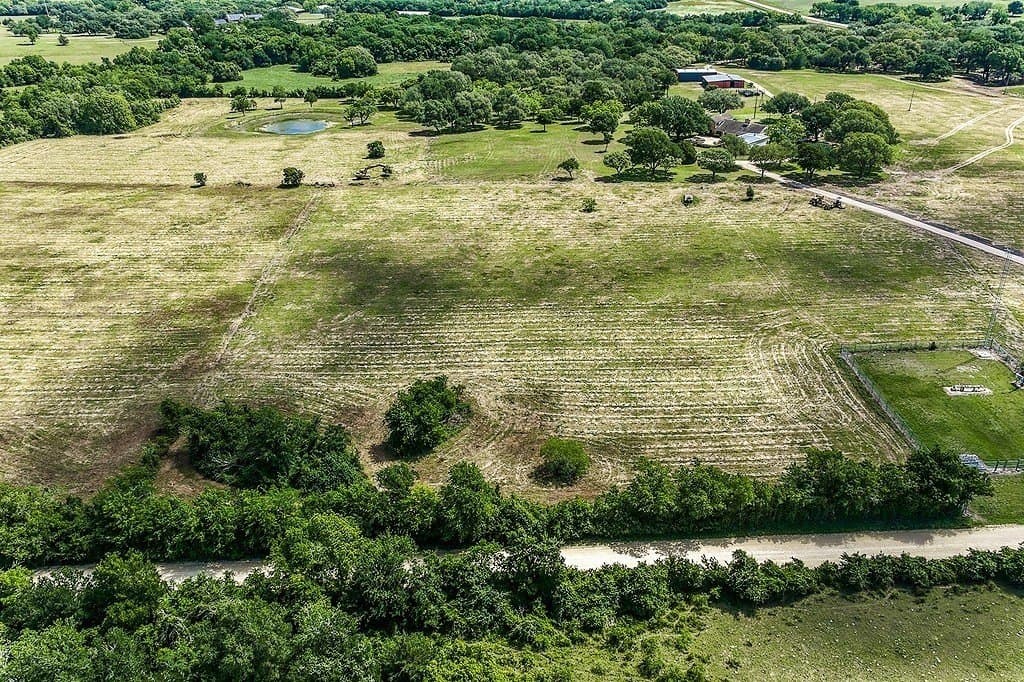 5 acres in Washington County
