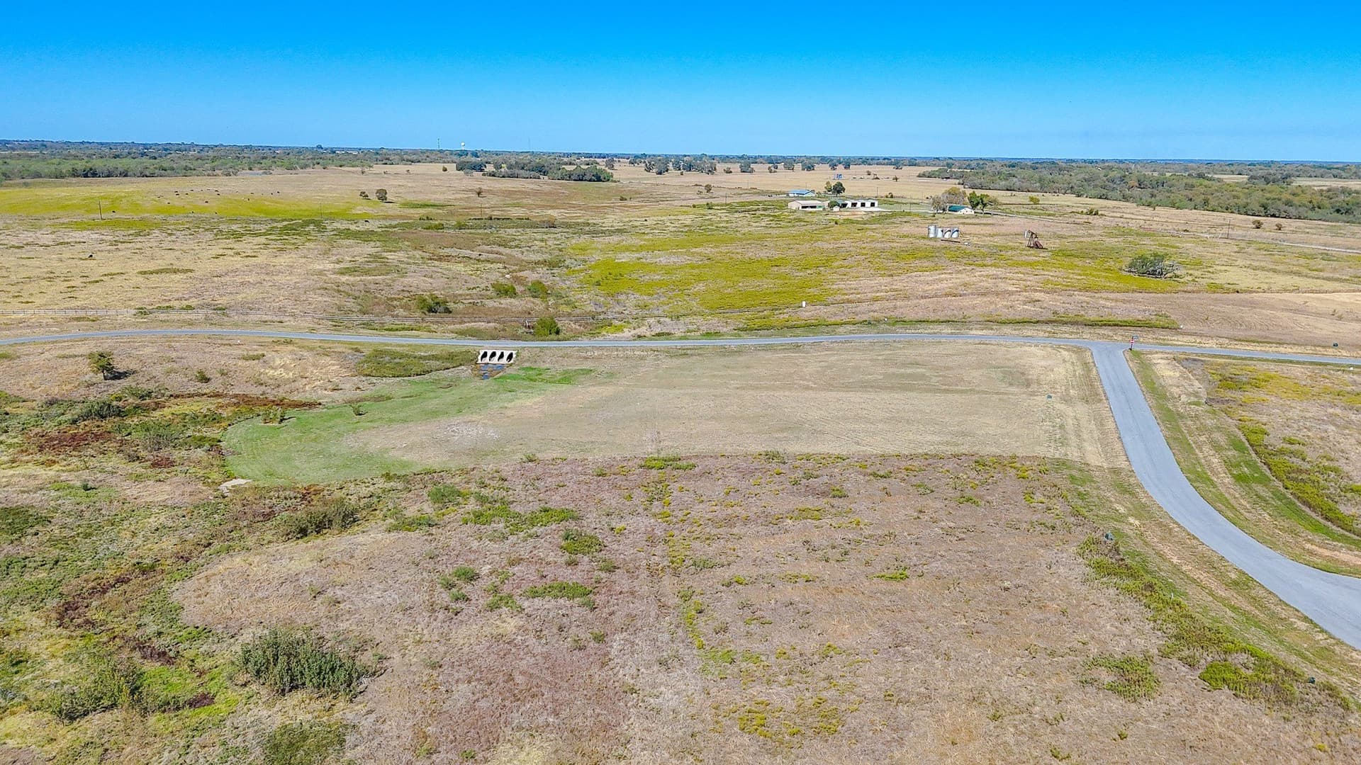 1.32 acres in Navarro County - photo 14