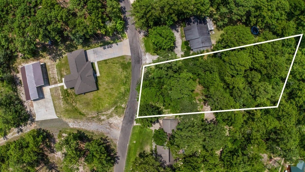 0.32 acres in Texas County - photo 11