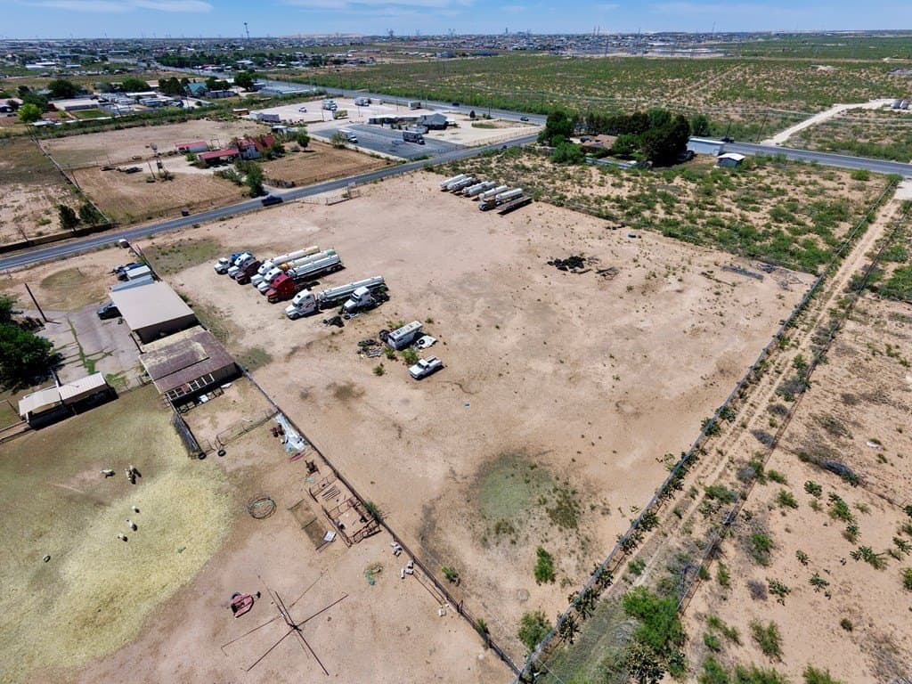 2.85 acres in Ector County gallery image 3