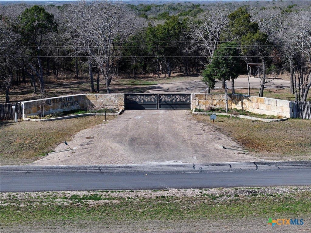 2.2 acres in Hill County - photo 13