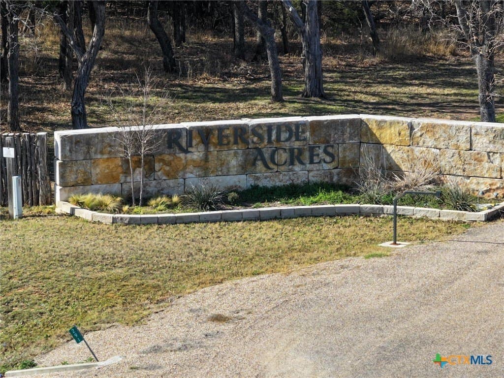 2.2 acres in Hill County - photo 19