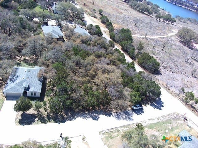 0.27 acres in Travis County gallery image 2