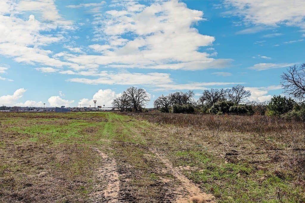 25.13 acres in Waller County - photo 7