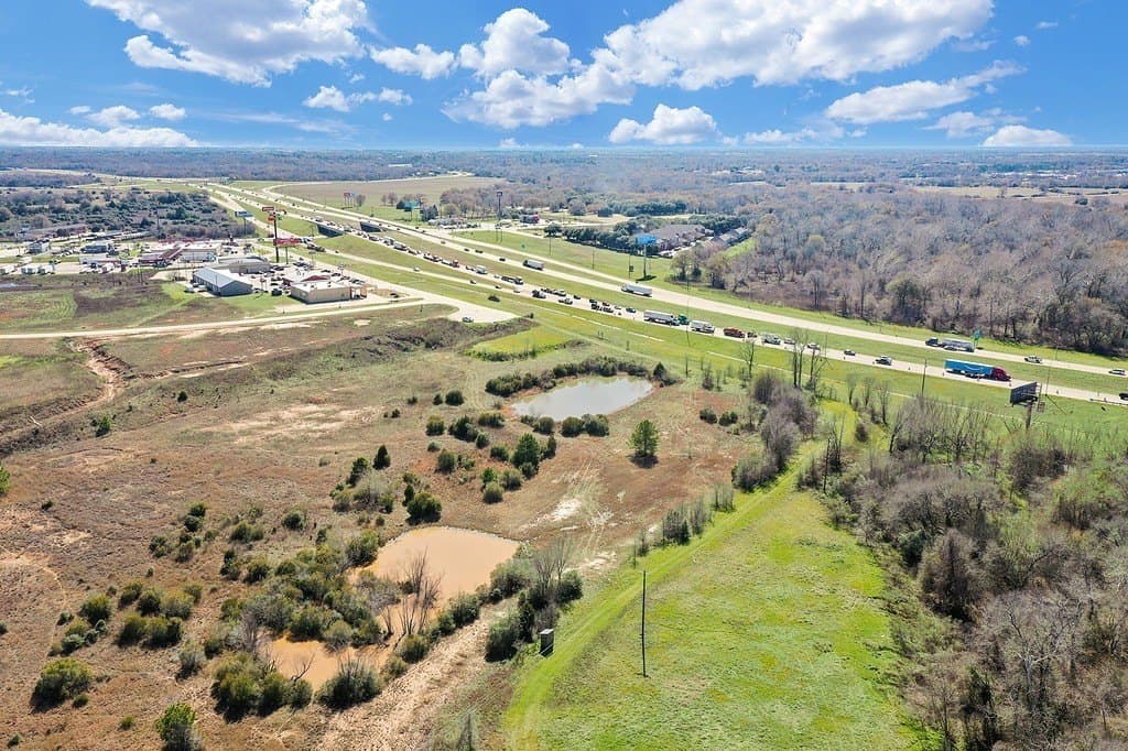 25.13 acres in Waller County - photo 15