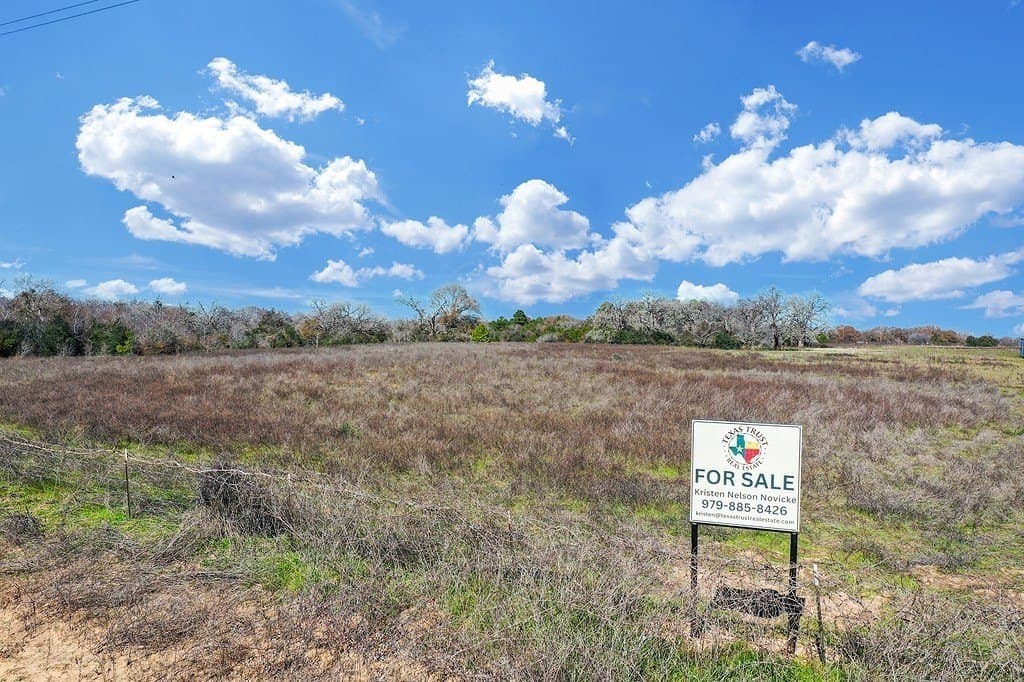 25.13 acres in Waller County - photo 11