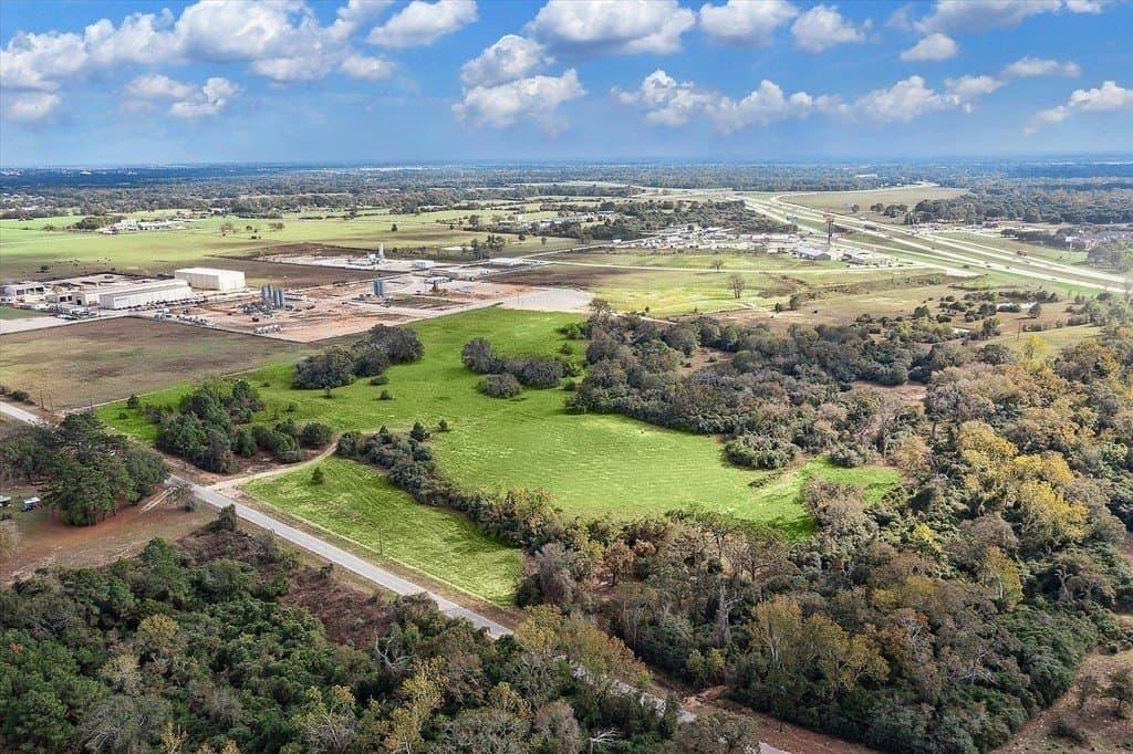 25.13 acres in Waller County - photo 6