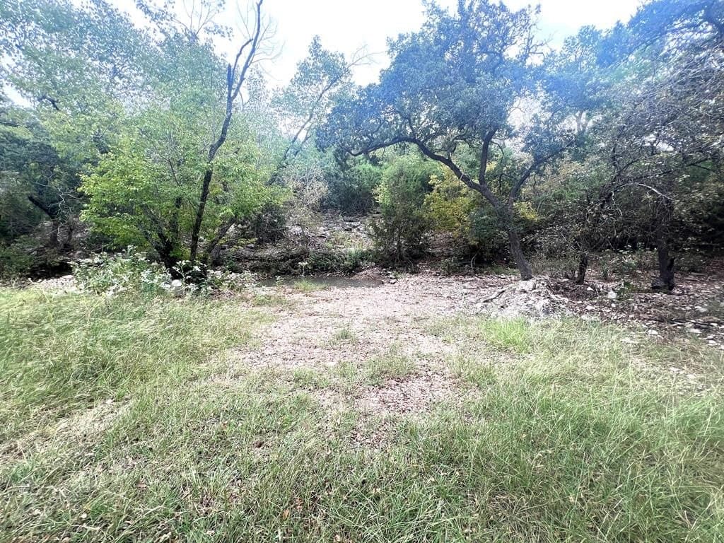 10 acres in Kerr County - photo 28