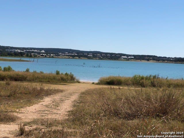 3.28 acres in Comal County - photo 10