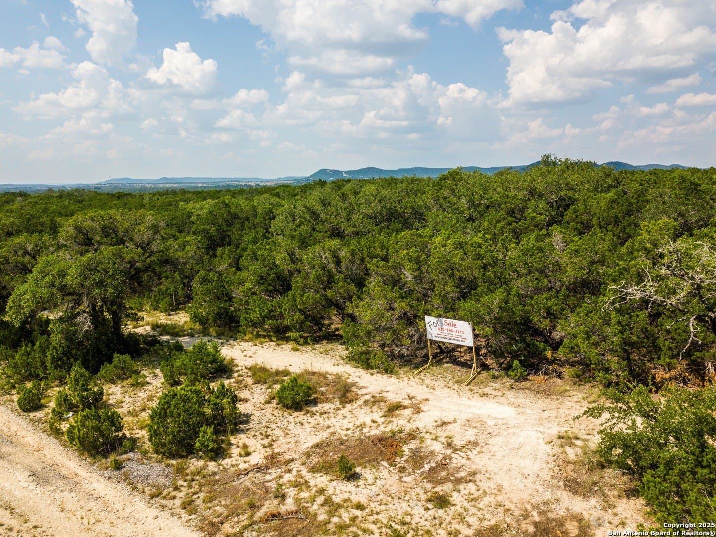 11.52 acres in Bandera County - photo 9