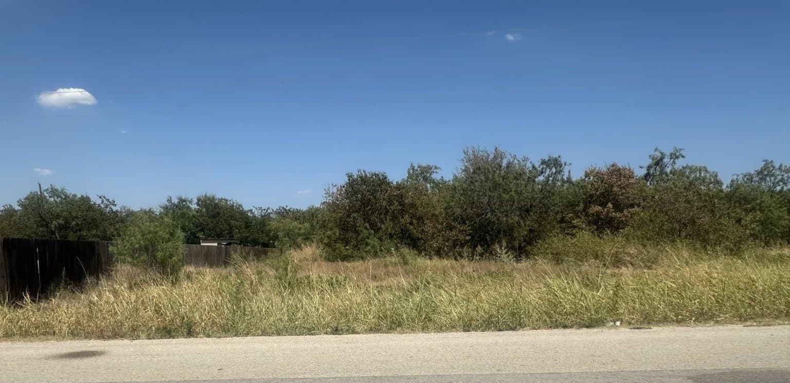 0.3 acres in Dallas County