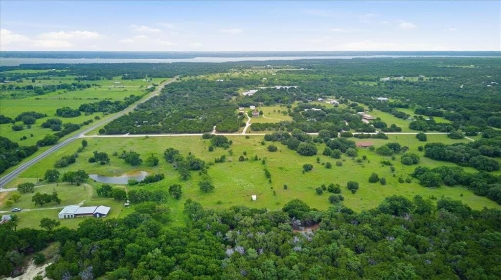 5 acres in Bosque County gallery image 4