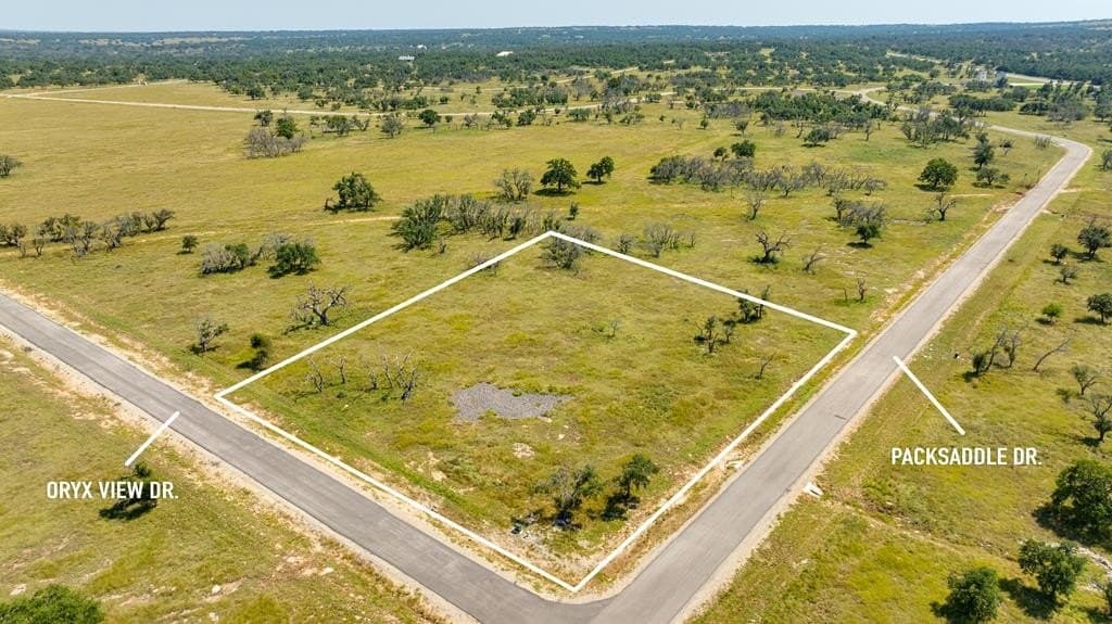 5.44 acres in Gillespie County