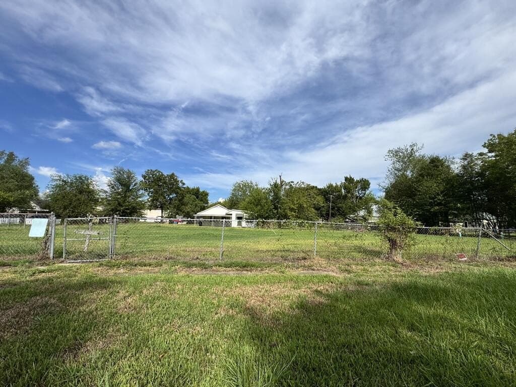 0.32 acres in Texas County - photo 4